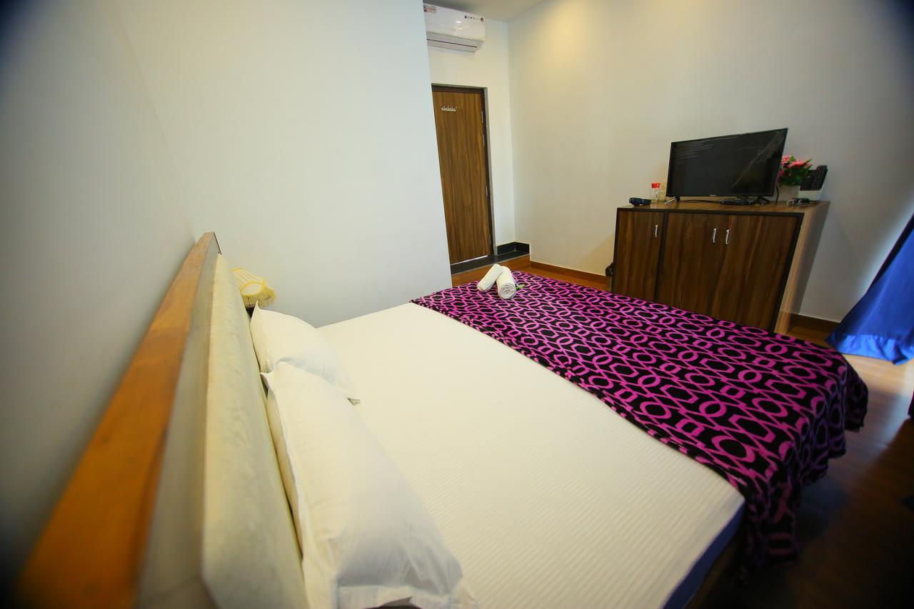 Osakataj Hotel Agra  Kültér fotó