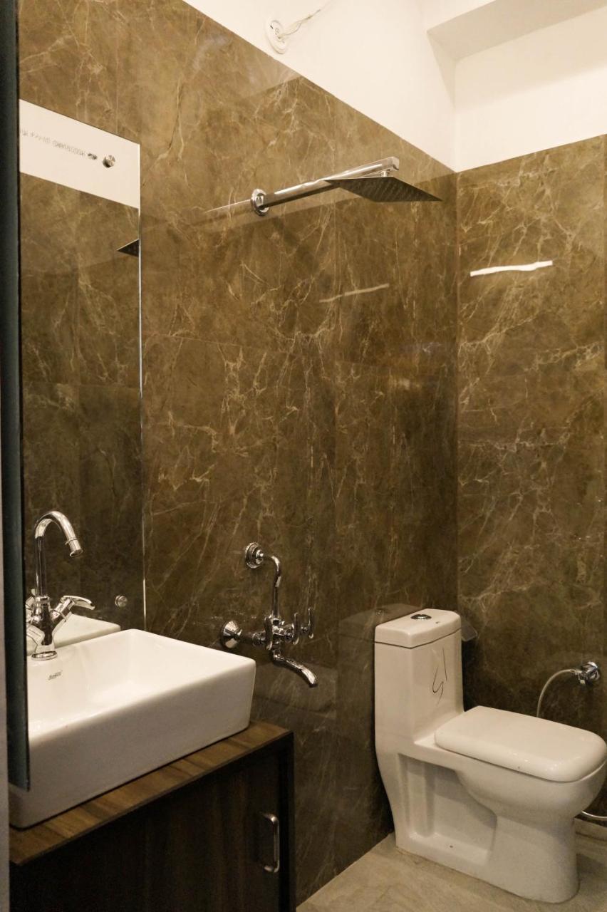 Osakataj Hotel Agra  Kültér fotó