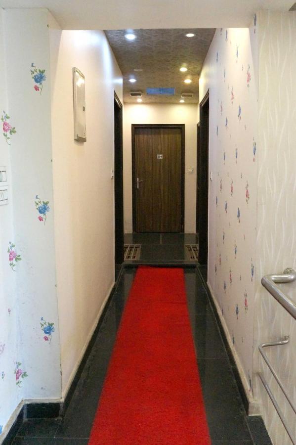 Osakataj Hotel Agra  Kültér fotó