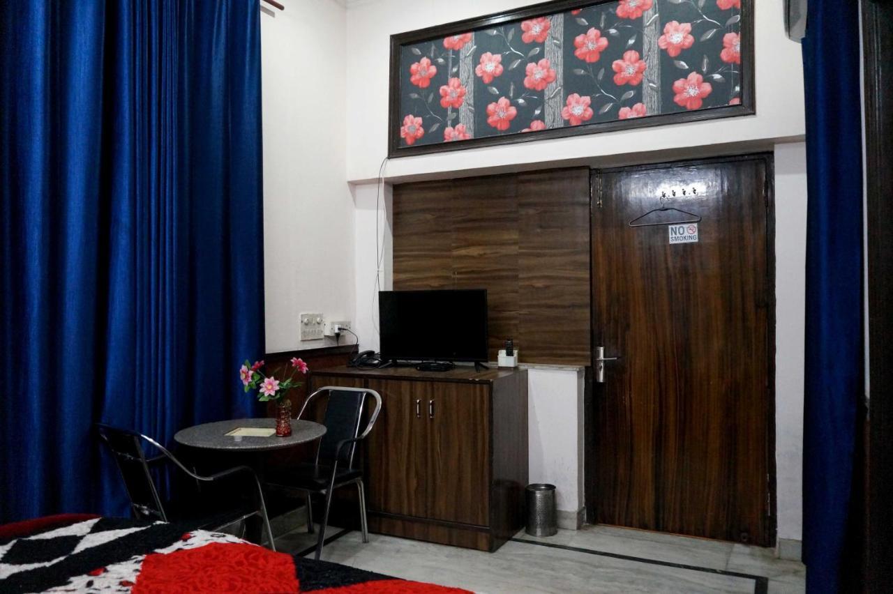 Osakataj Hotel Agra  Kültér fotó